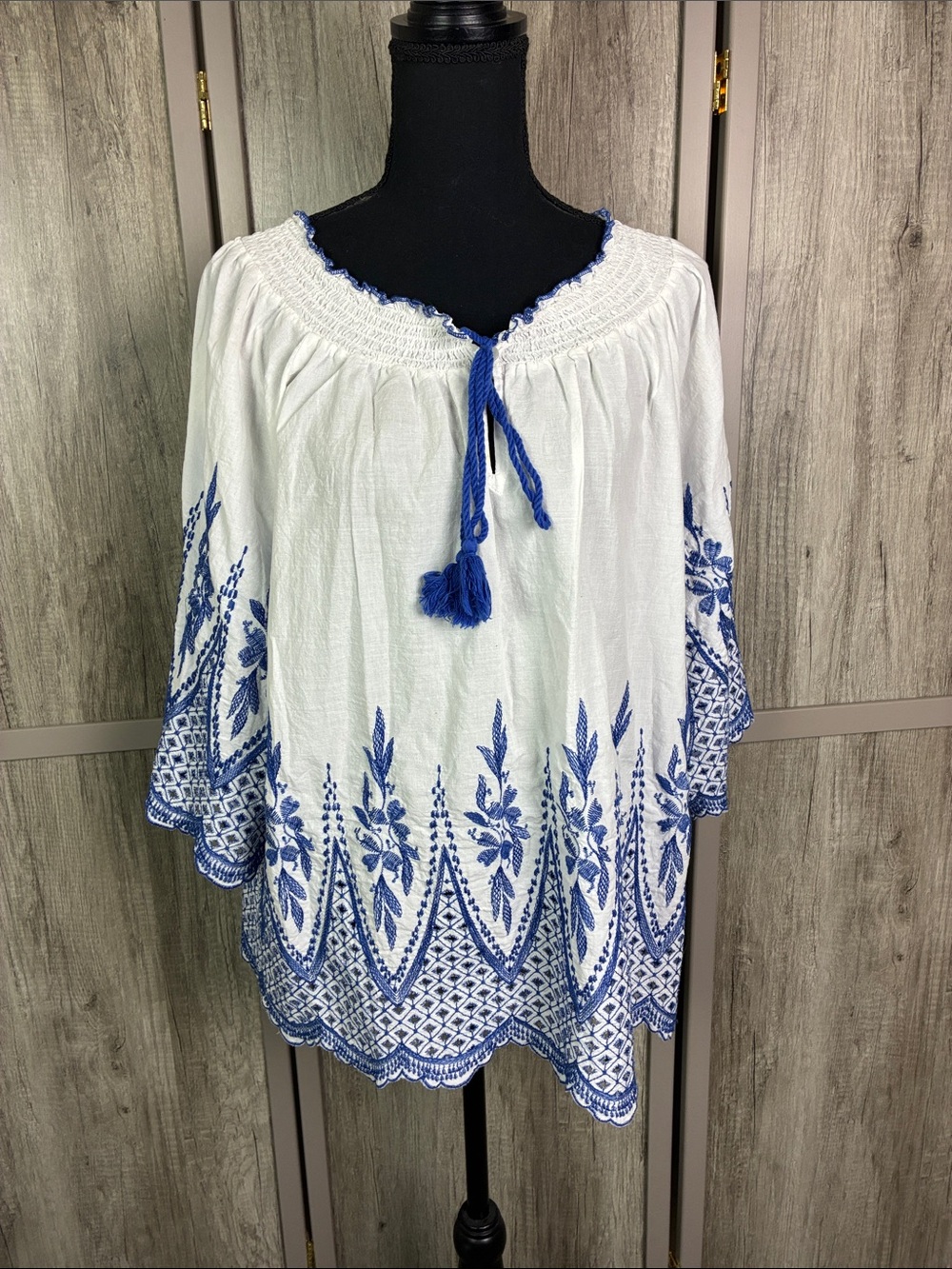 Cato Off Shoulder Embroidered Peasant Top Women's 18/20